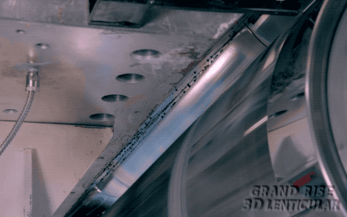 Lenticular_Sheet_Rolling_Production.gif